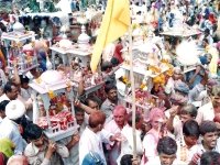 शोभायात्राओं का संगम